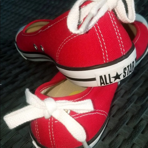 Converse size 9 red - Picture 4 of 5
